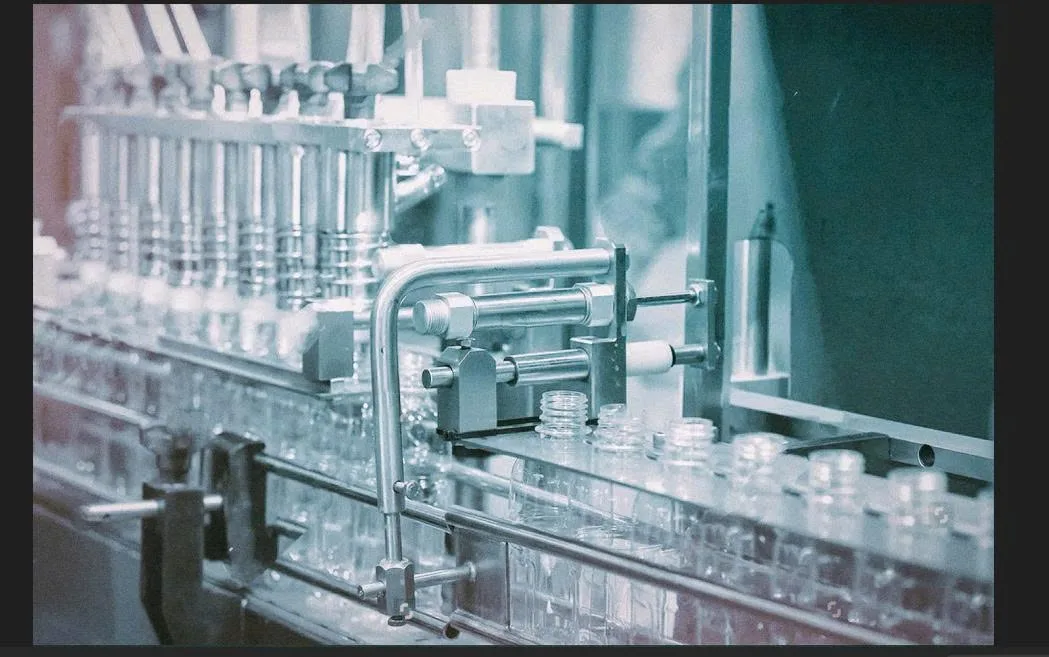 Fill level check as part of beverage quality control for net content accuracy